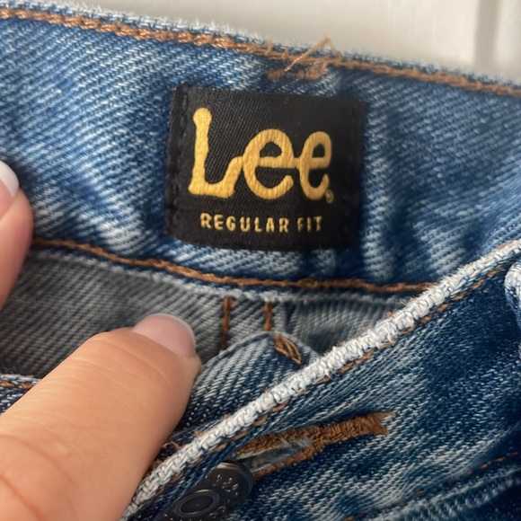 Lee Men's Regular Fit Jeans 33 x 30-EUC - Picture 2 of 11